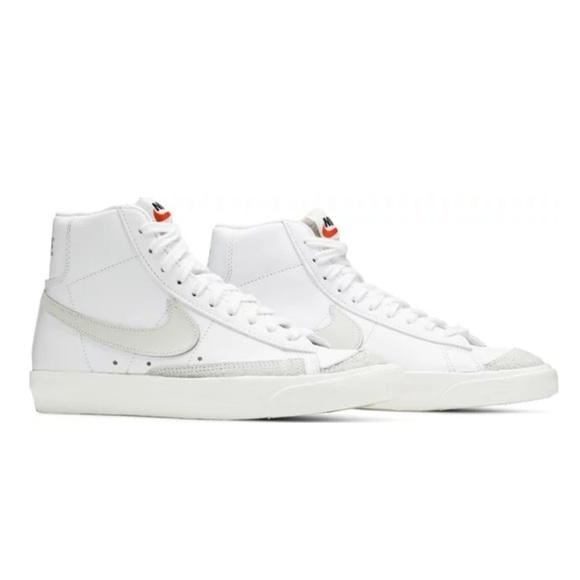 Nike Women’s Blazer '77 Vintage Mid Light Bone Sneaker Size 8 - Picture 4 of 15